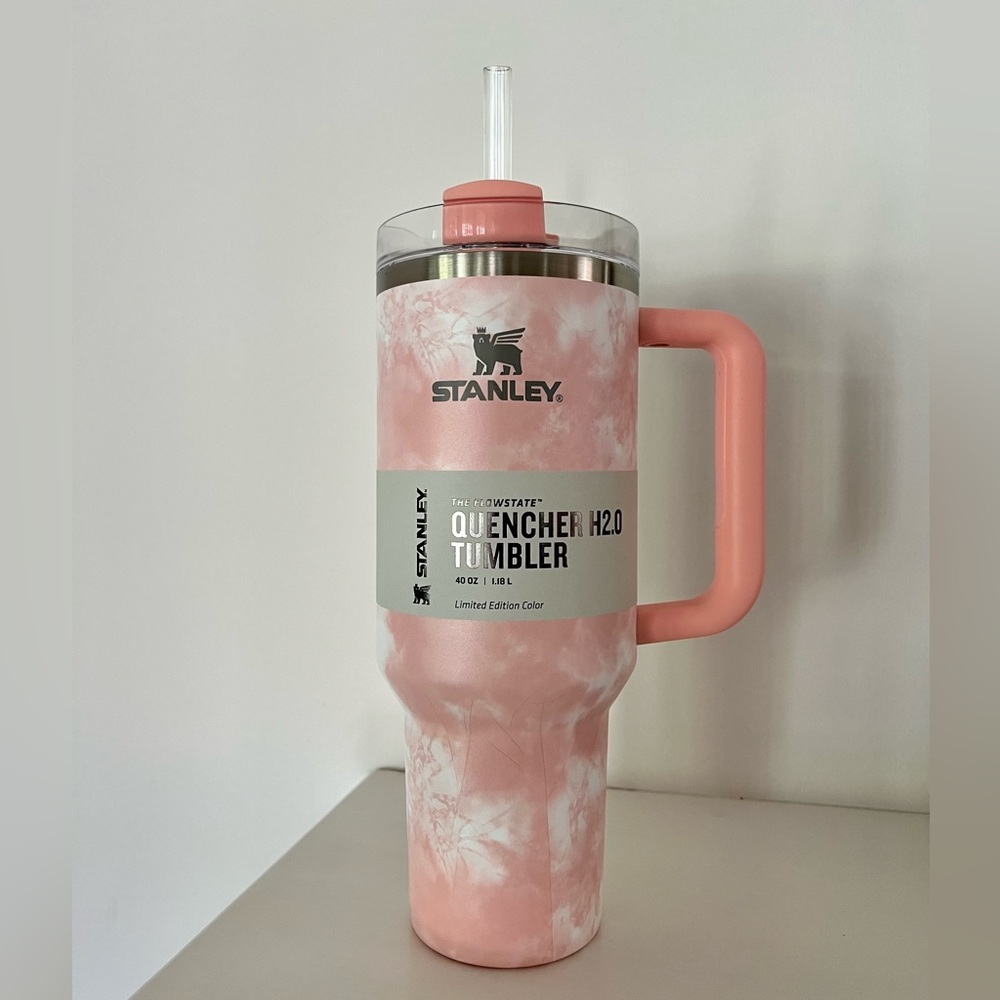 Stanley Peach Tye Dye 40oz